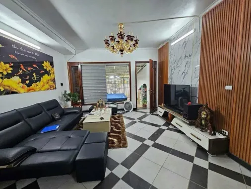 Bán nhà Trung Tâm Nam Từ Liêm, 112m2 4 tầng, mt 5m, ô chờ thang máy- 22 tỷ 5