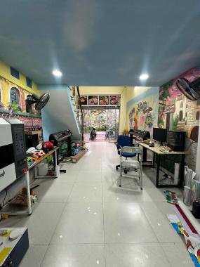Cho thê nhà riêng Nguyễn Thanh Bình- Tố Hữu, 50 m2 x 4.5 tầng, oto đỗ cửa