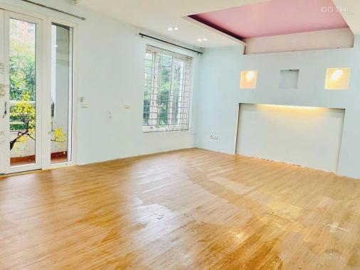 Cho thuê biệt thự Mỹ Đình 2 150m2 4 tầng giá 45 triệu/tháng