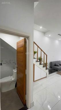 Bán Gấp Nhà Hẻm Xe Hơi KDC Xuân Thới Thượng, Tặng Bộ Nội Thất, Chỉ Xách Vali Vào Ở.