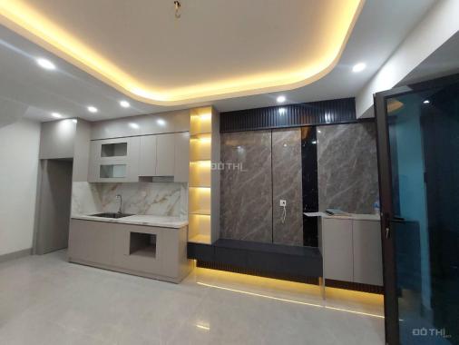 Nhà phố Trần Duy Hưng, 6 tầng 4 ngủ, DT 33m2 - Giá nhỉnh 8 tỷ