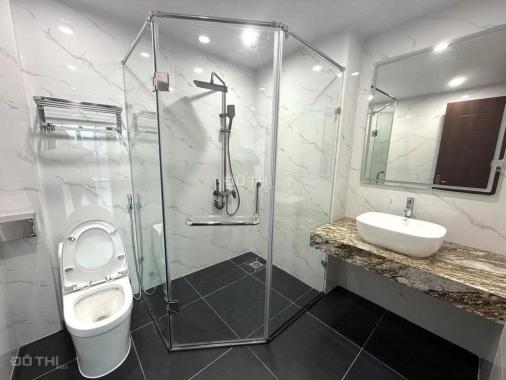 Bán nhà Nguyễn Trãi, Ô Tô tránh, 50m2, 12.5 tỷ