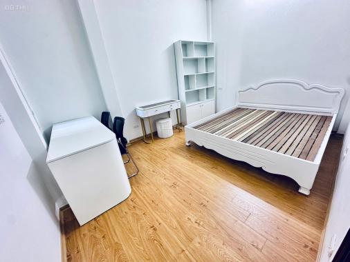 🏡 Bán nhà Khương Đình – 36m² xây 5 tầng – 4PN – gần ô tô – full nội thất – giá mới 7.45 tỷ 📍 Địa