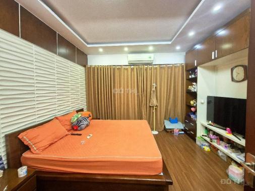 Thái Hà – Ngõ VIP – Ô tô vào nhà – Có ô chờ thang máy – Chỉ 20.6 tỷ