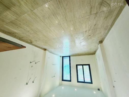 Trần Bình - Nhà 2 mặt thoáng, kinh doanh – Có ô chờ thang máy – Chỉ 20 tỷ