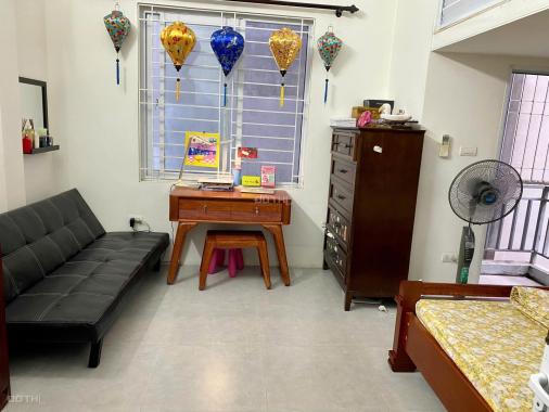 Bán nhà ngõ thông xe 3 gác phố Đại la, 12.3 Tỷ có thương lượng