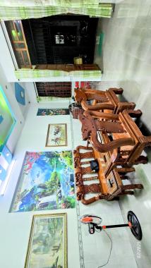 ⚠️B.ÁN 2,999 TỶ - NHÀ SẠCH ĐẸP - Tường Xây 20cm Chắc Chắn - Đường Thông Xe Hơi - Phường Tân Phong