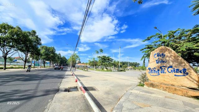 CẦN BÁN Nhà Gác Lửng 95m² Gần Công Viên Dương Tử Giang - Phường Tân Phong - Đồng Nai