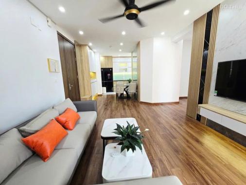 Căn hộ 106m2 3PN full nội thất mặt phố Nguyễn Cơ Thạch KĐT Mỹ ĐÌnh II