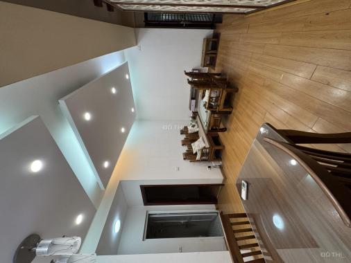 Chính chủ cho thuê căn hộ VP3 Linh Đàm 92,3m² 3PN, 2VS