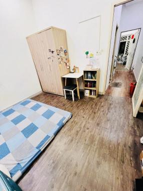 Chính chủ cho thuê Nhà Nguyên Căn Đẹp, giáp Q1, giá tốt