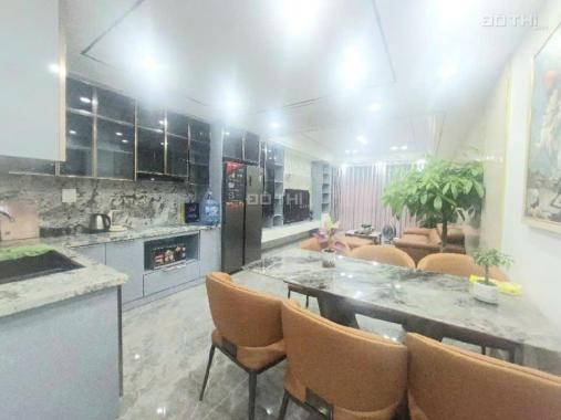 SIÊU PHẨM. BÁN NHÀ LÂM HẠ LONG BIÊN, 7 TẦNG, GA RA Ô TÔ CAMRY, KINH DOANH, GIÁ HỜI