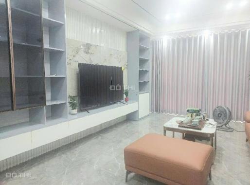 SIÊU PHẨM. BÁN NHÀ LÂM HẠ LONG BIÊN, 7 TẦNG, GA RA Ô TÔ CAMRY, KINH DOANH, GIÁ HỜI