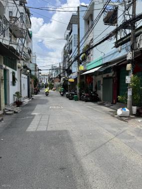 Bán nhà 4 tầng nội thất đẹp tại Lạc Long Quân Quận 11, đường xe hơi giá 9.6 Tỷ