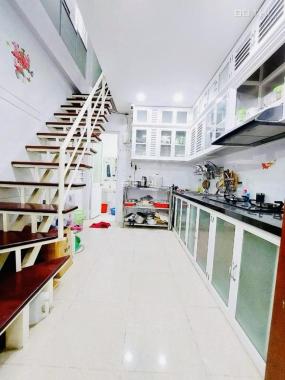 HẺM XE HƠI TỚI NHÀ LÊ VĂN SỸ PHÚ NHUẬN 42M2-3 TẦNG - AN NINH - CHỈ 6 TỶ