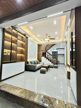 Bán nhà TT quận Hai Bà Trưng xây mới,tặng full nội thất