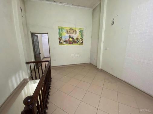 Bán nhà riêng Yên Nghĩa, 130 triệu/m2, 38,5m2, 2PN + 2WC, sát chợ , sátkdt