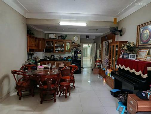 Bán căn hộ toà C6 Trần Hữu Dực Mỹ Đình 133m2 3PN nội thất xịn 6.x tỷ