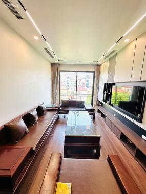 Bán nhà mặt phố Mai Dịch Cầu Giấy đối diện chợ Đồng Xa kinh doanh đỉnh