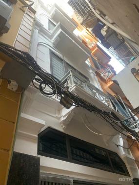 Bán nhà trung tâm Cầu Giấy 30m2 x 5 tầng giá nhỉnh 7 tỷ