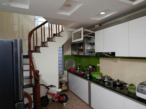 Bán nhà 35m2 5 tầng Mỹ Đình cạnh UBND phường Mỹ Đình đang ở rất có lộc