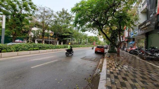 Bán nhà thổ cư mặt đường Lạc Long Quân, sổ đỏ đủ, 2 mặt tiền, sát Lotte diện tích 482.5m2