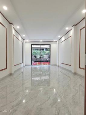 Bán nhà riêng tại Đường Cầu Giấy, Phường Dịch Vọng Hậu, Cầu Giấy, Hà Nội diện tích 43m2 giá 12 Tỷ
