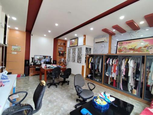 Bán nhà mặt tiền 4 tầng ở và kinh doanh đường Phương Sài, TP Nha Trang DT 88m2(ngang 4)