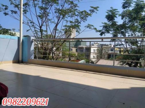 Chủ nhà, cho thuê nhà mặt tiền Thanh Long DT 6*5m (DTSD 97m2), 3 tầng. Giá 7 tr