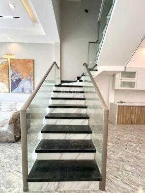 MUA NHÀ TẶNG VÀNG THẦN TÀI 9999 .CHỈ 2tỷ5 SIÊU PHẨM NGAY KHU DÂN CƯ SẦM - CẦN ĐƯỚC - LONG AN