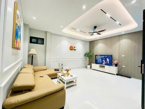 HBT - PHÂN LÔ Ô TÔ ĐỖ CỬA - NGÕ THÔNG KINH DOANH VĂN PHÒNG HỢP LÝ