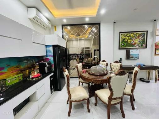 NHÀ SIÊU ĐẸP  trung tâm quận Hai Bà Trưng, ngõ thông, ngõ đẹp, morning đỗ cửa.