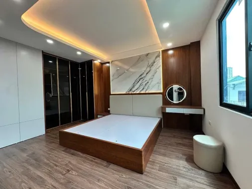 BÁN NHÀ PHÂN LÔ NGUYỄN NGỌC NẠI 80M MẶT TIỀN RỘNG NGÕ Ô TÔ TRÁNH NHÀ ĐẸP Ở NGAY AN NINH ĐỈNH