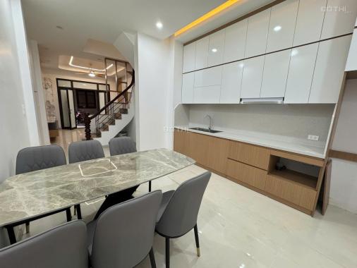 Bán gấp nhà Bùi Xương Trạch 40m2 4 tầng 3.7m mặt 12.6 tỷ