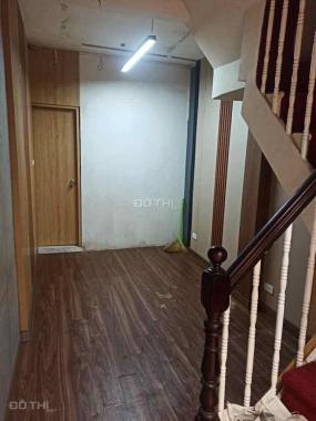 Bán nhà MẶT PHỐ LÁNG – Kinh doanh đỉnh, 33m2 3 tầng giá chỉ 10 TỶ, sổ đỏ chính chủ!