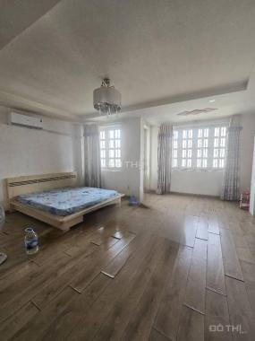 Bán nhà mặt phố Lâm Văn Bền, Tân Thuận Tây, Quận 7, 19,2 tỷ, 50m2