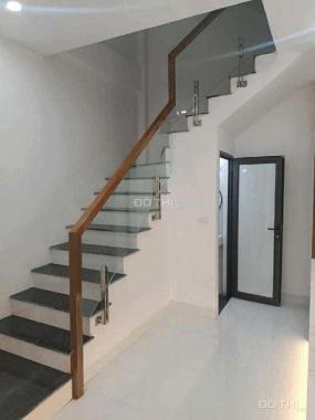 Bán gấp nhà 30m2 tại Tây Mỗ, 5,55 tỷ, 3PN + 4WC + 5 tầng, Hà Nội