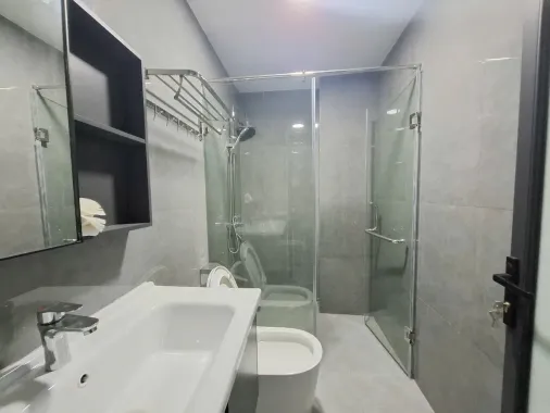BÁN NHÀ ĐẸP LÊ TRỌNG TẤN, THANH XUÂN – 6 TẦNG THANG MÁY – CÁCH Ô TÔ 10M – NGÕ THÔNG – Ở NGAY
