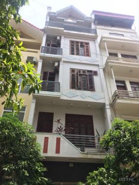 Cho thuê nhà chính chủ 5 tầng tại Cầu Giấy với diện tích sàn 78m2, cạnh trường cấp 3 Cầu Giấy
