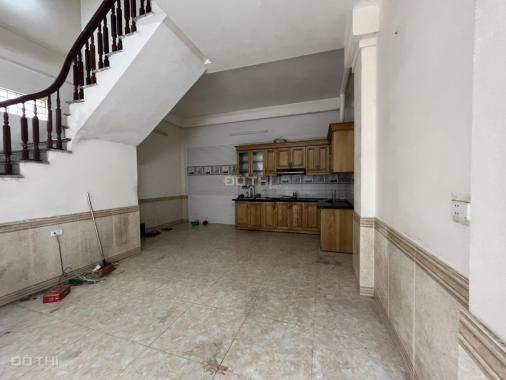 📍 NHÀ 3 TẦNG - NAM HỒNG – THIÊN LỘC – ĐÔNG ANH   🏠 Diện tích: 42m² – Mặt tiền 4.5m 🏗️ Nhà 3 tầng