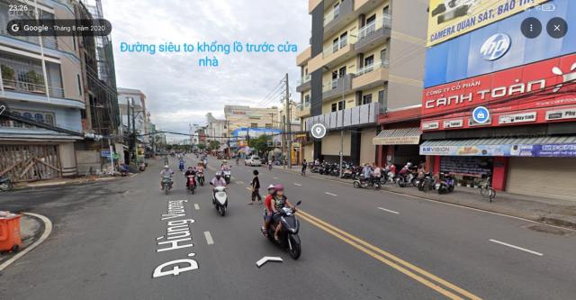 Chính chủ bán nhà 1 trệt 3 lầu, 6PN, mặt tiền Hùng Vương, TP Long Xuyên, sổ hồng riêng, giá 16 tỷ