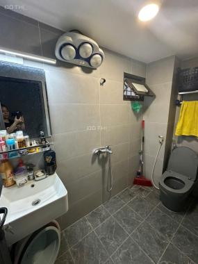 Hồ Tùng Mậu Cầu Giấy 30m2 5 tầng lô góc giá 8 tỷ