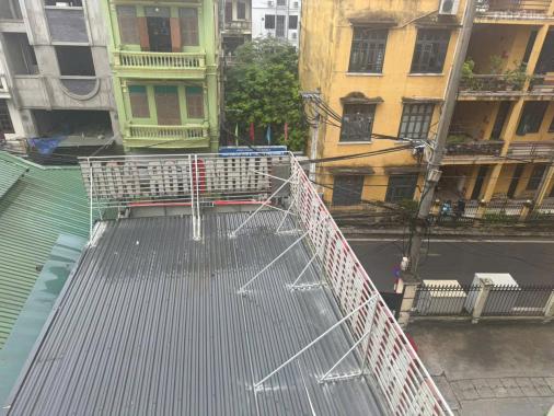 Chính chủ bán nhà mặt phố 146m2- 4 tầng, đang kinh doanh tốt, 1 mặt tiền, 1 mặt thoáng.