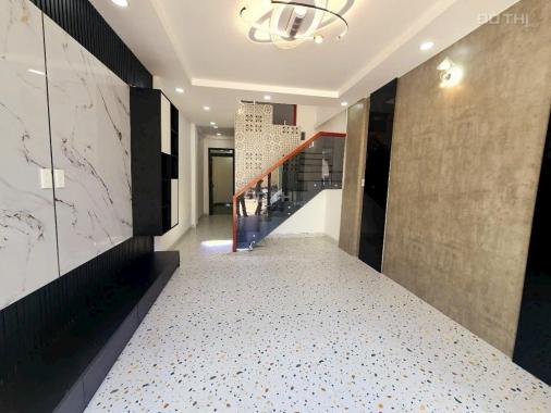 CHỦ GẤP GIẢM NGAY 200 TRIỆU – GIÁ CÒN 6.05 TỶ 🏡 NHÀ HẺM XE HƠI QUAY ĐẦU – FULL NỘI THẤT – Ở NGAY