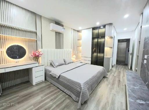BÁN NHÀ THẠCH BÀN LONG BIÊN, PHÂN LÔ, Ô TÔ VÀO NHÀ, THANG MÁY, TẶNG NỘI THẤT CHẤT, GIÁ MỀM
