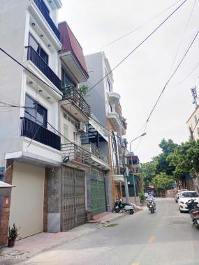 BÁN NHÀ SÀI ĐỒNG, LONG BIÊN, KINH DOANH , GARA Ô TÔ CAMRY, THANG MÁY, Ô TÔ TRÁNH, NGÕ NHƯ PHỐ, CÓ 8