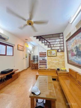 Cực hiếm lô góc Hoàng Hoa Thám gần phố ngõ thông kinh doanh 50m² x 4 tầng hơn 11 tỷ