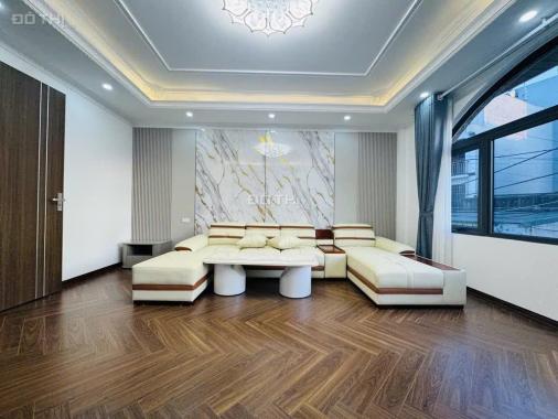 Bán nhà Nguyễn Văn Linh 6 tầng thang máy, kinh doanh, ô tô mt hơn 5m 17.3 tỷ