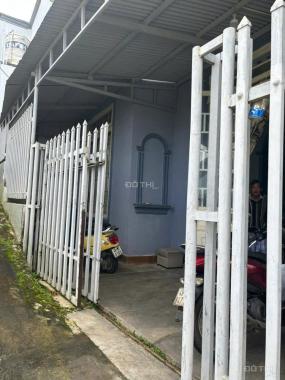 BÁN ĐẤT TẶNG NHÀ XÂY KIÊN CỐ DIỆN TÍCH 294m2 GIÁ CHỈ 3 TỶ 700TR cách chợ Ngô Quyền 1km