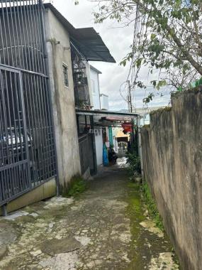 BÁN ĐẤT TẶNG NHÀ XÂY KIÊN CỐ DIỆN TÍCH 294m2 GIÁ CHỈ 3 TỶ 700TR cách chợ Ngô Quyền 1km